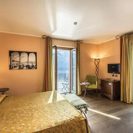 La Darsena Boutique & Restaurant Tremezzo