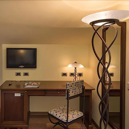 La Darsena Boutique & Restaurant Hotel Tremezzo