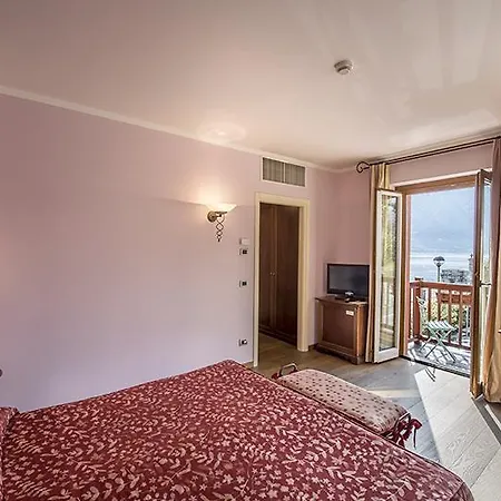 Hotel La Darsena Boutique & Restaurant Tremezzo