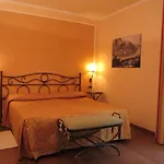 Hotel La Darsena Boutique & Restaurant 3*