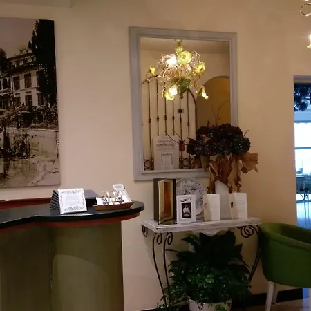 La Darsena Boutique & Restaurant Hotel Tremezzo