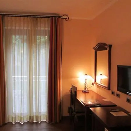 Hotel La Darsena Boutique & Restaurant 3*