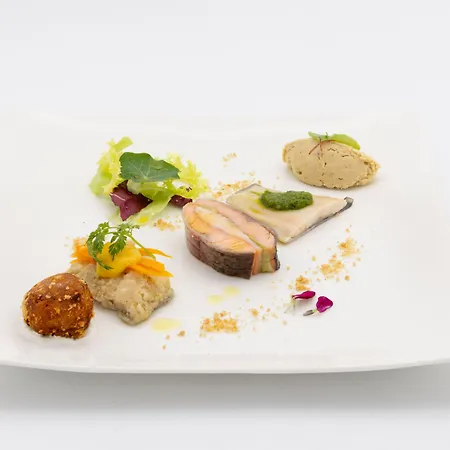 La Darsena Boutique & Restaurant