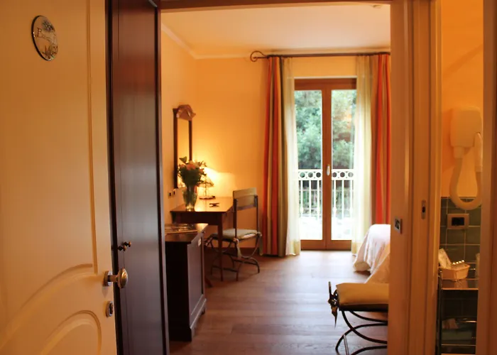 Hotel La Darsena Boutique & Restaurant 3*