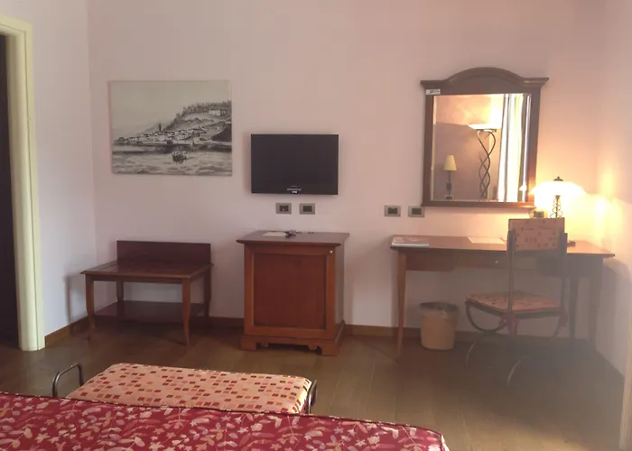 La Darsena Boutique & Restaurant 3* Tremezzo