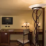 La Darsena Boutique & Restaurant 3* Tremezzo